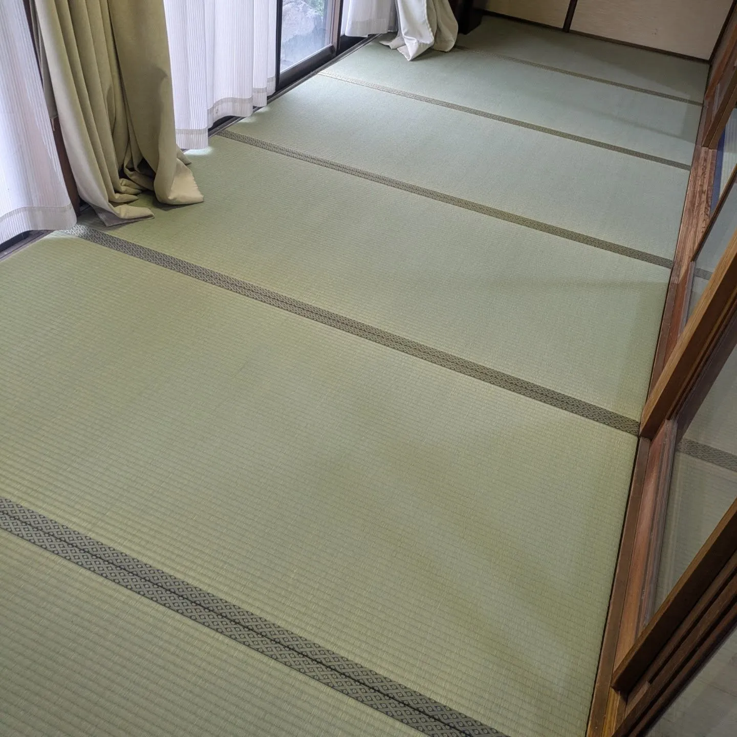 龍馬　43畳(内１畳は半畳2枚)表替えさせて頂きました。